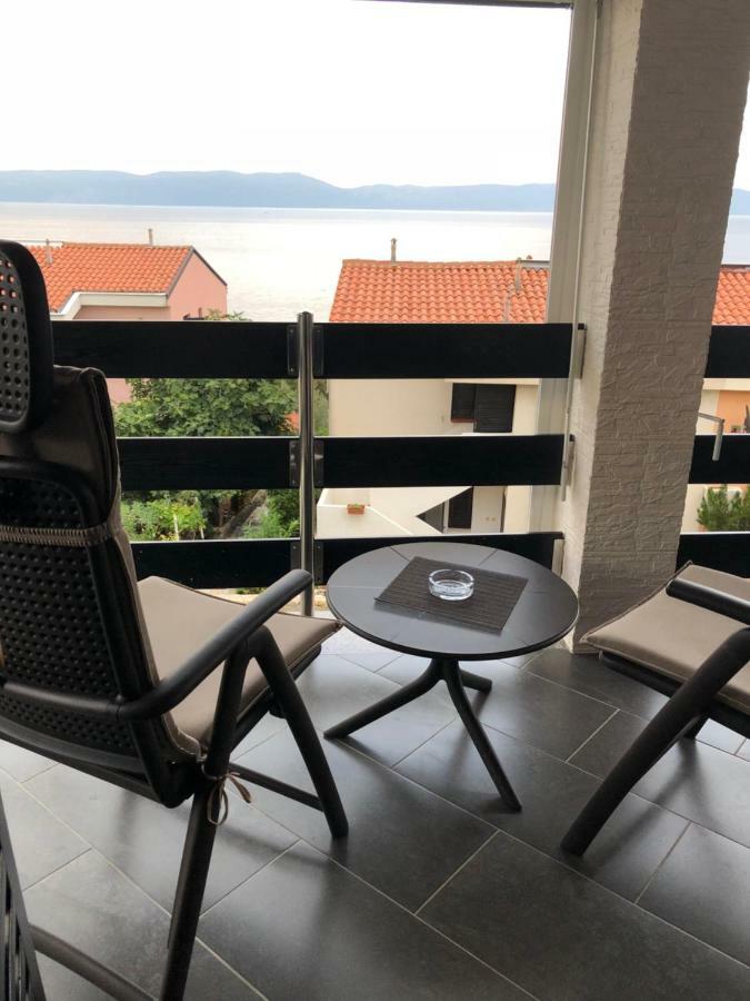 Residence4A-Appartamento Rosso Ravni Εξωτερικό φωτογραφία